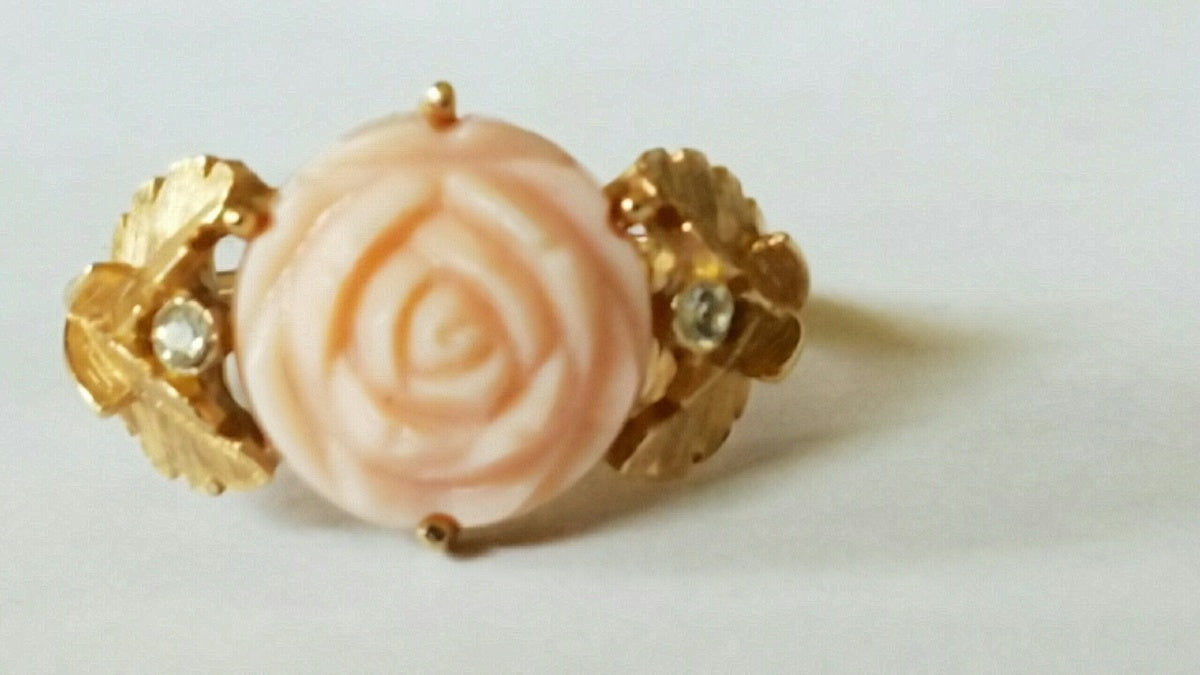 Avon stamped 1973 Serena Rose Ring