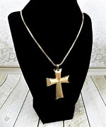 Avon Florentine Finish Cross Goldtone